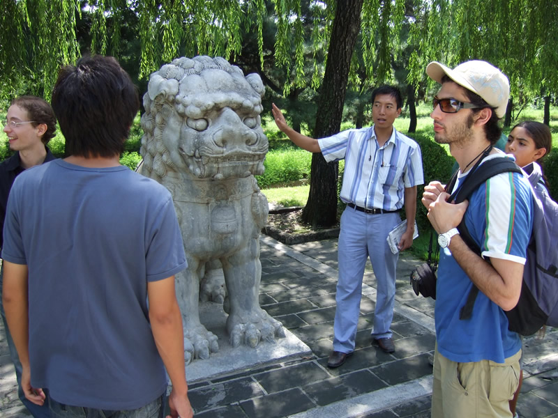 ming_tombs.jpg